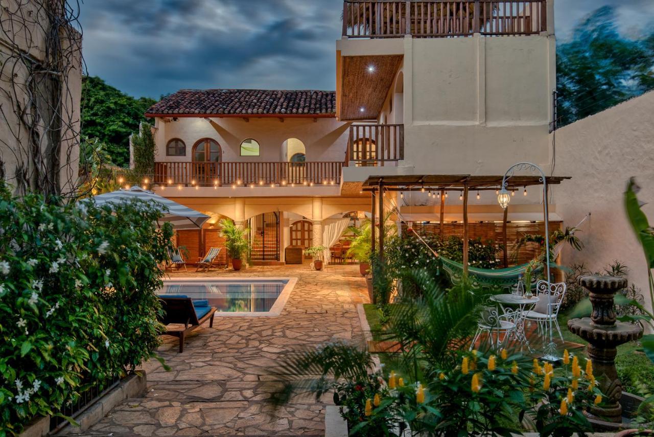 Hotel Boutique Secret Garden 4*